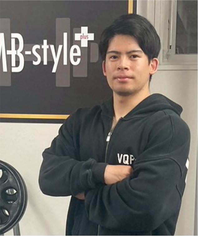 藤曲 将希トレーナー